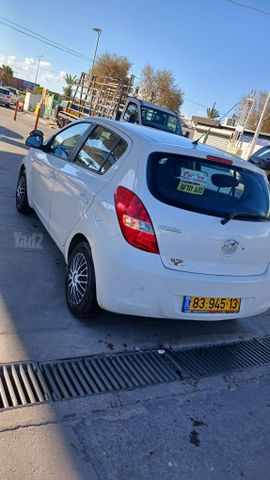מודעת רכב יונדאי i20