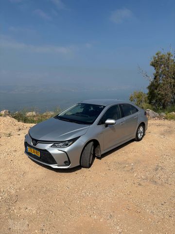 מודעת רכב טויוטה קורולה