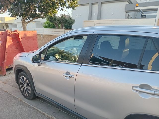 סוזוקי S-Cross