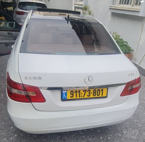 מרצדס-בנץ E-class