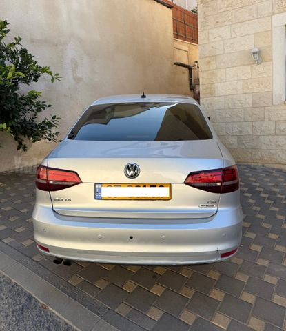 מודעת רכב פולקסווגן ג'טה