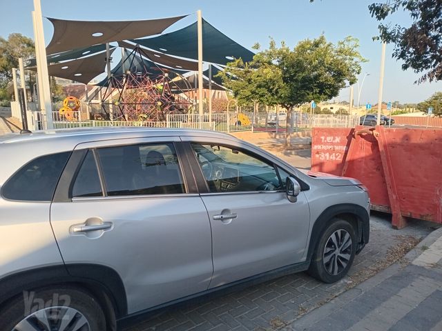 סוזוקי S-Cross