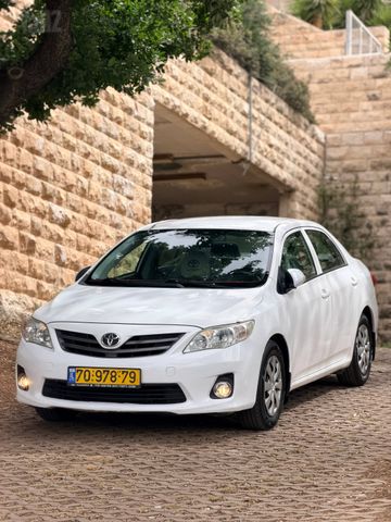 טויוטה קורולה