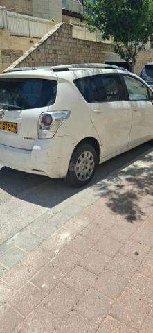 מודעת רכב טויוטה ורסו