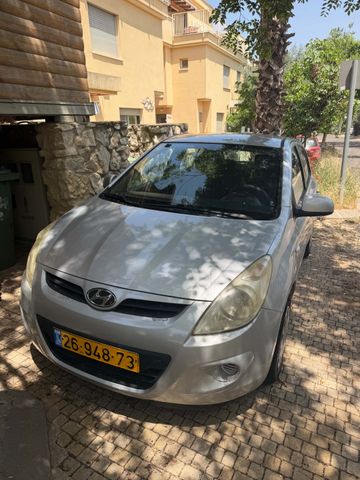 יונדאי i20