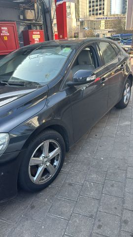 וולוו V40