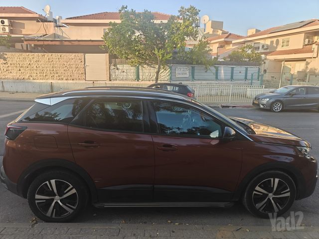 פיג'ו 3008