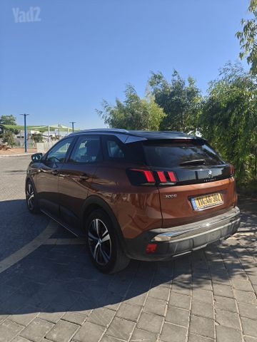 פיג'ו 3008