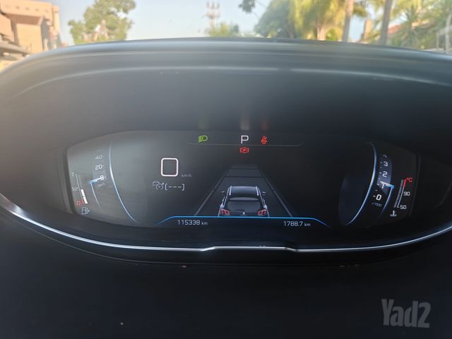 פיג'ו 3008
