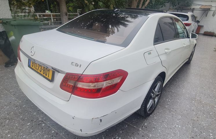 מרצדס-בנץ E-class