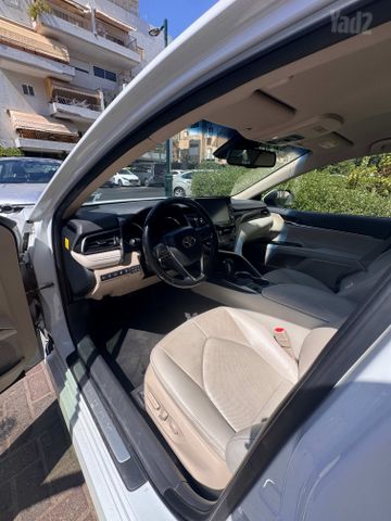 טויוטה קאמרי