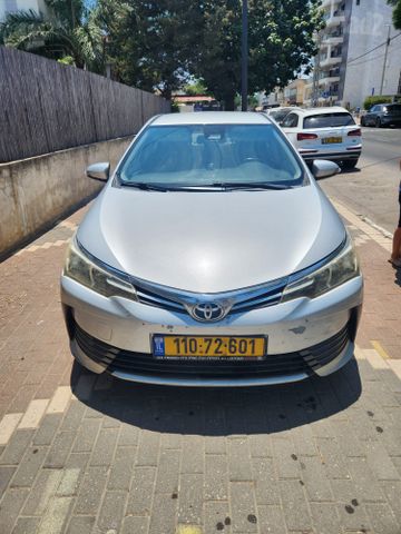 מודעת רכב טויוטה קורולה