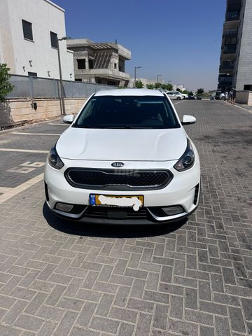 קיה נירו