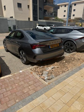 סקודה אוקטביה