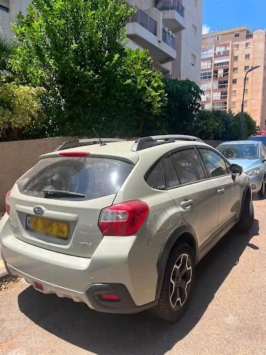 מודעת רכב סובארו XV