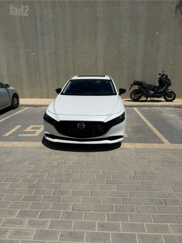 מאזדה 3