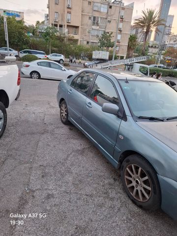מיצובישי לנסר