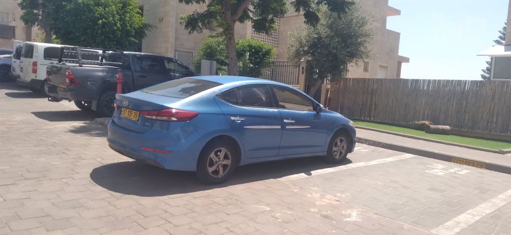 מודעת רכב יונדאי אלנטרה