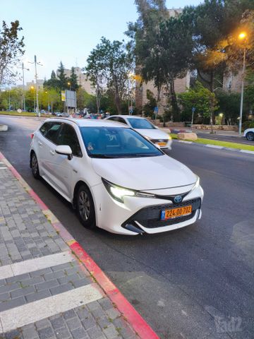 מודעת רכב טויוטה קורולה