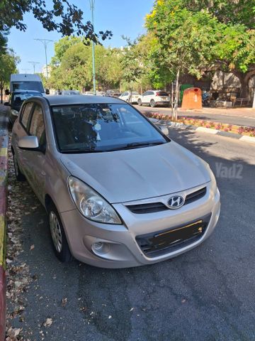 מודעת רכב יונדאי i20