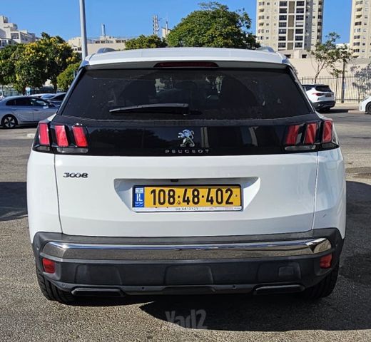 פיג'ו 3008