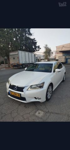 לקסוס GS