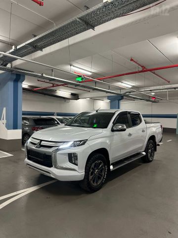 מיצובישי טרייטון / L200