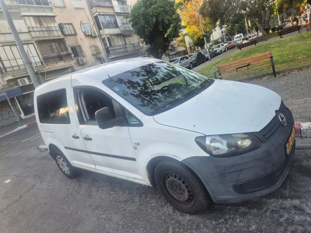 פולקסווגן קאדי