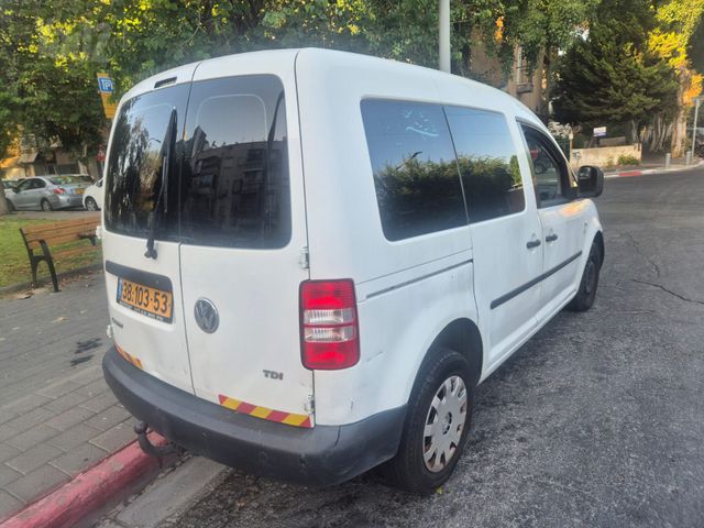 פולקסווגן קאדי