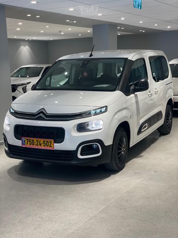 מודעת רכב סיטרואן ברלינגו