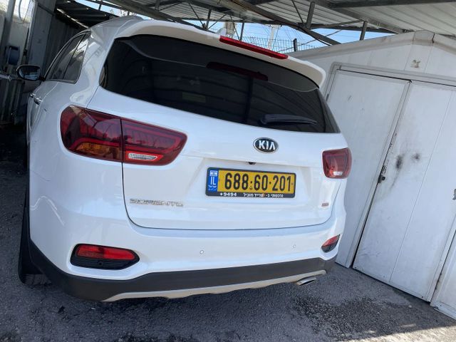 קיה סורנטו