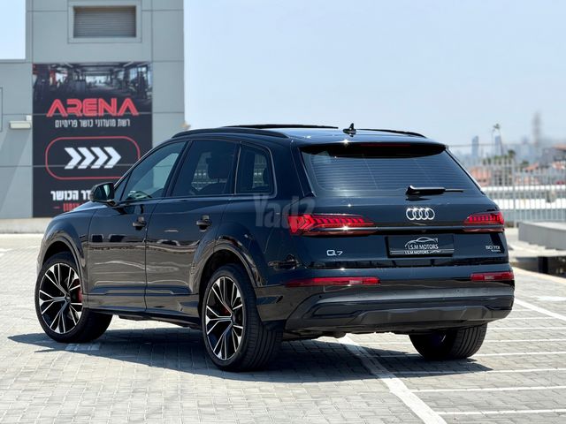 אאודי Q7
