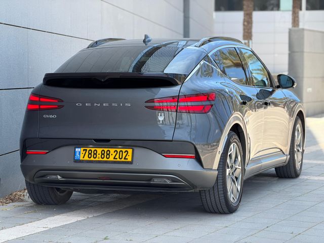 ג'נסיס GV60