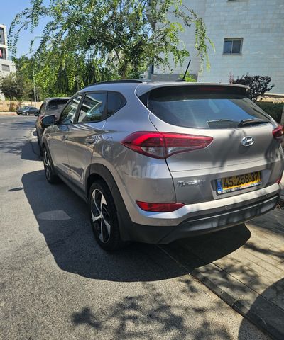 יונדאי טוסון