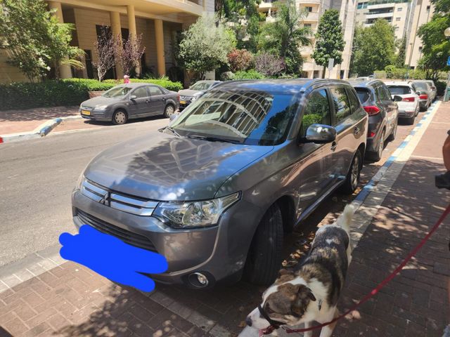 מיצובישי אאוטלנדר