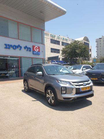 מודעת רכב מיצובישי ASX