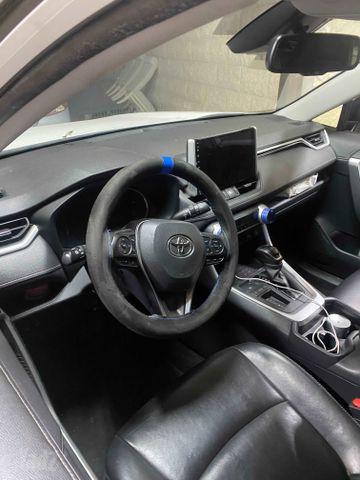 טויוטה RAV4