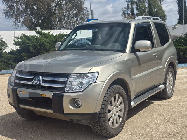פג'רו Limited אוט׳ דיזל 5 מק 3 דל 3.2 (170 כ״ס)