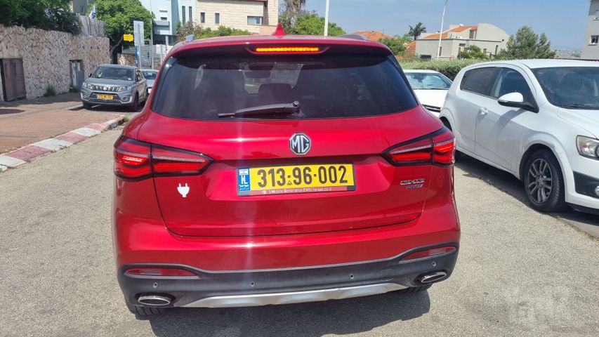 אם ג'י EHS PHEV