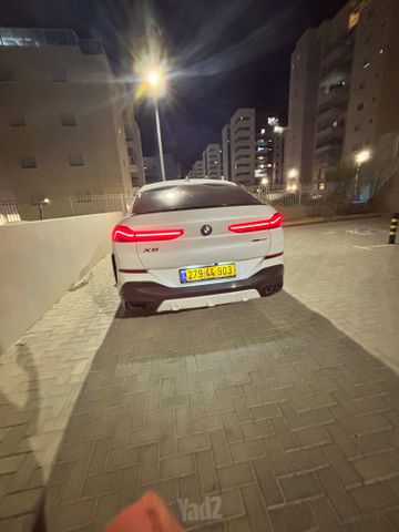 ב מ וו X6
