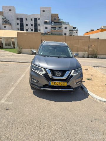 ניסאן אקס טרייל