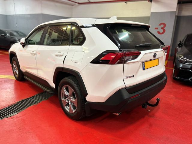 טויוטה RAV4