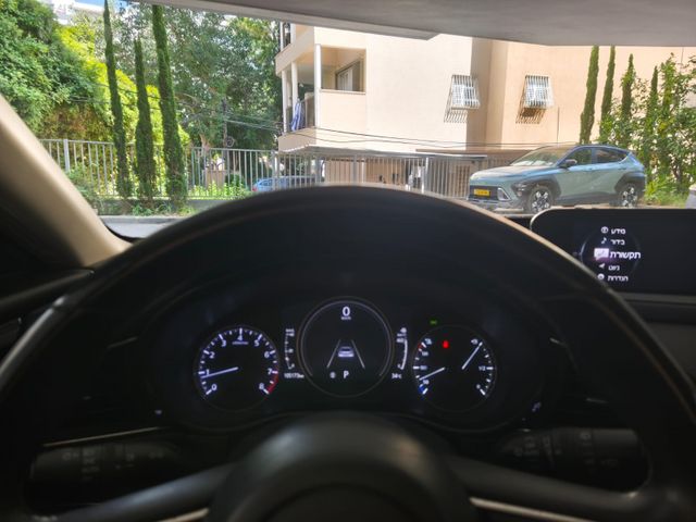מאזדה CX-30