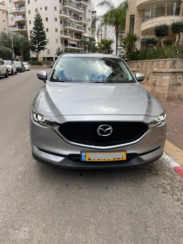 מודעת רכב מאזדה CX-5