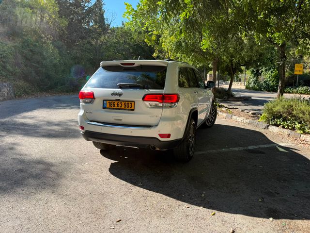 ג'יפ גרנד צ'ירוקי