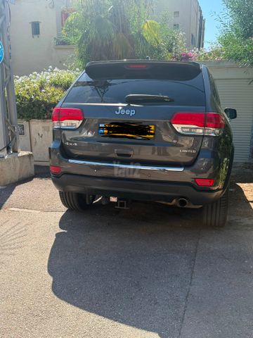 מודעת רכב ג'יפ גרנד צ'ירוקי