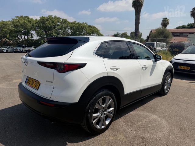 מאזדה CX-30