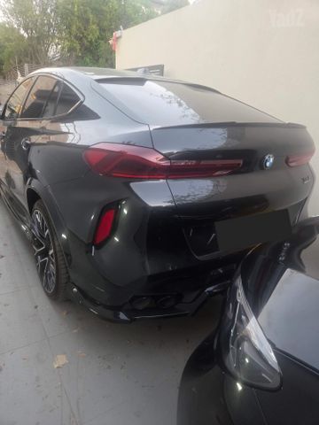 ב מ וו X6 M