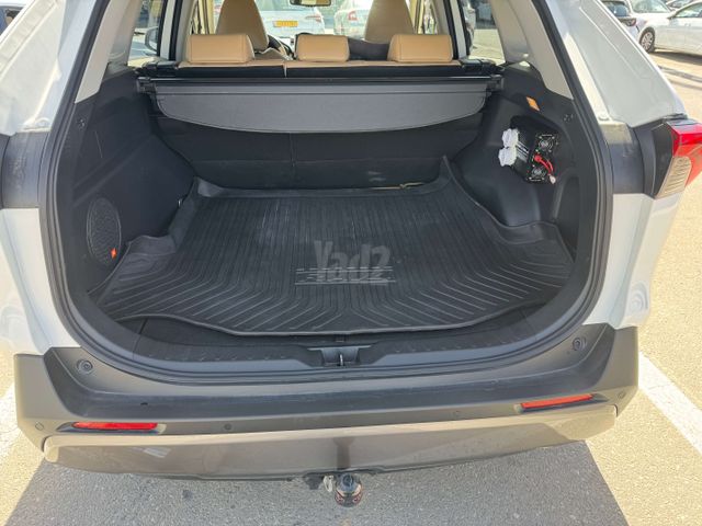 טויוטה RAV4