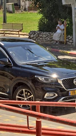 אם ג'י EHS PHEV